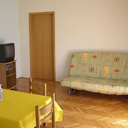 Apartment Stipan - 80 M From Sea